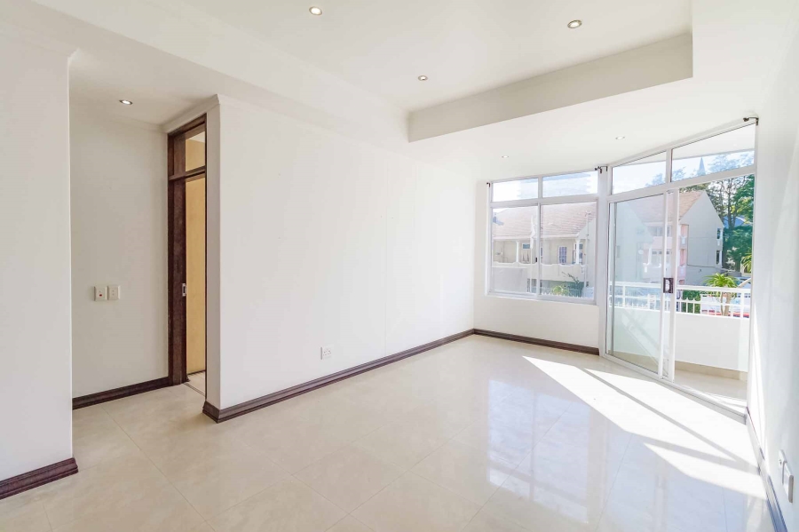 To Let 2 Bedroom Property for Rent in Sea Point Western Cape